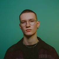 Home 02